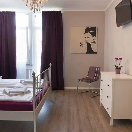 Hotel Forty Four