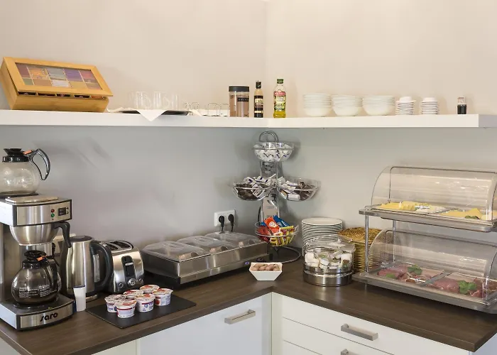 フォーティ フォー 3* フランクフルト